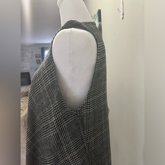 Democracy Womens Gray Plaid Fringe Edge Draped Sleeveless Vest Small - Picture 4 of 12